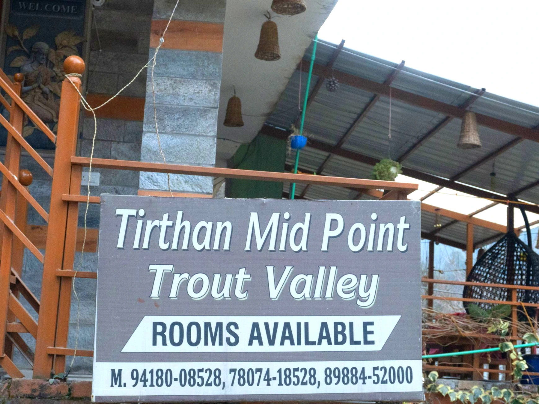Peaceful surroundings near Tirthan River at Tirthan Midpoint Homestay