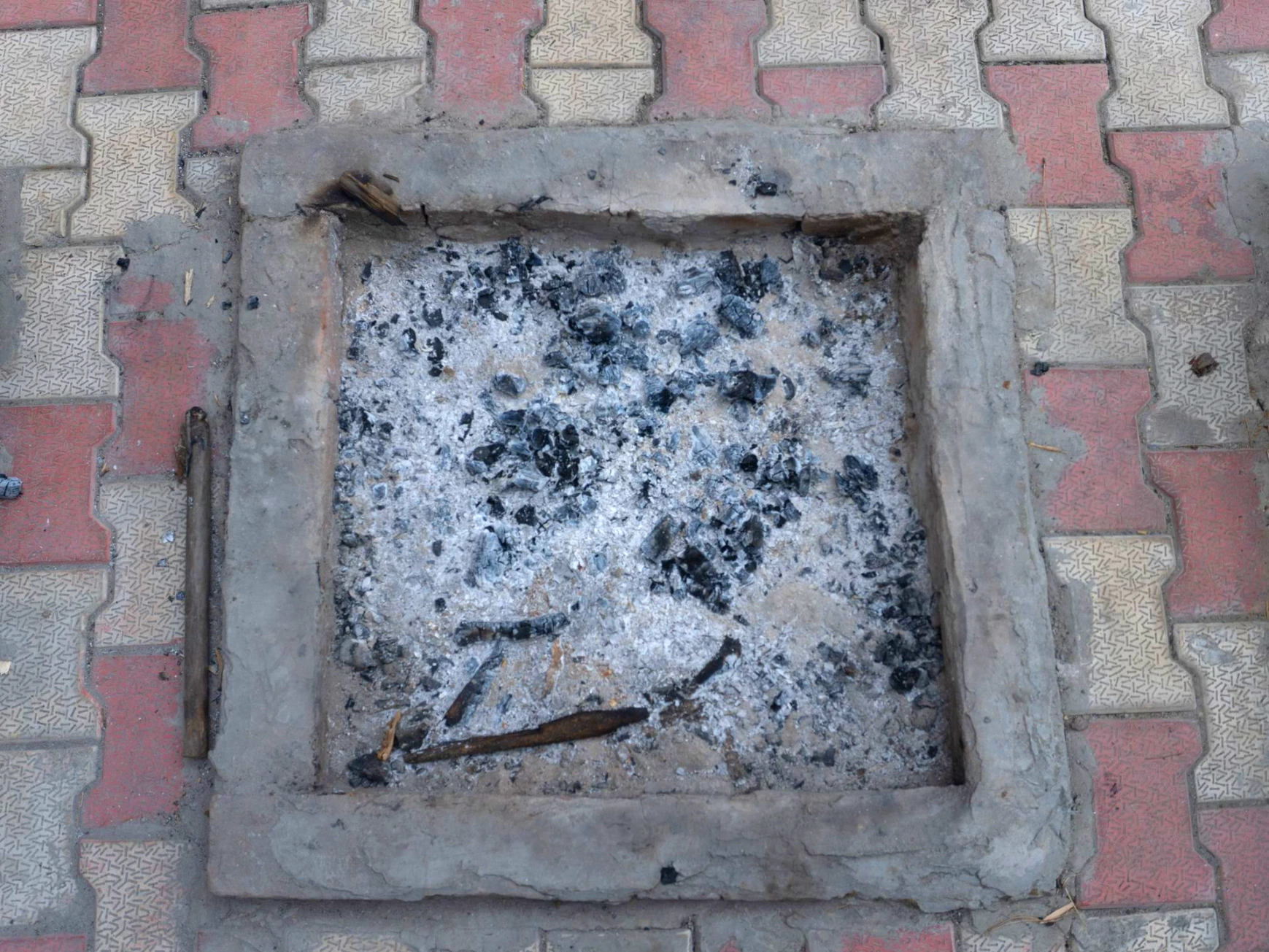 Peaceful surroundings near Tirthan River at Tirthan Midpoint Homestay